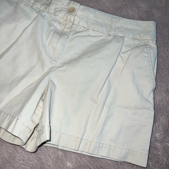 Loft Shorts Size 8 - Picture 2 of 6